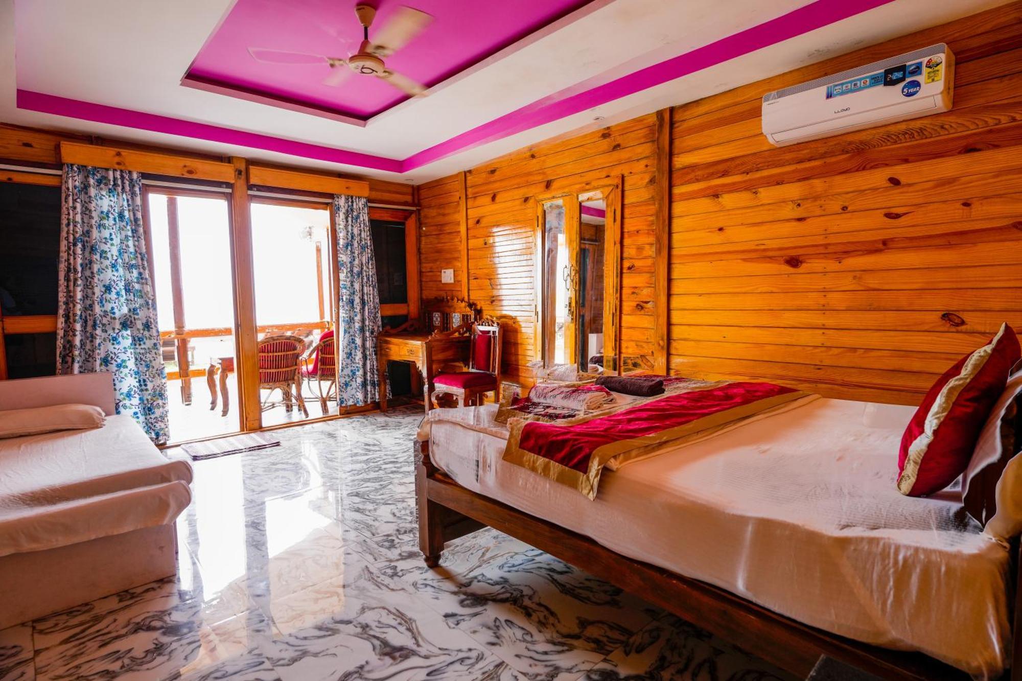 Om Sai Beach Resort Agonda Buitenkant foto