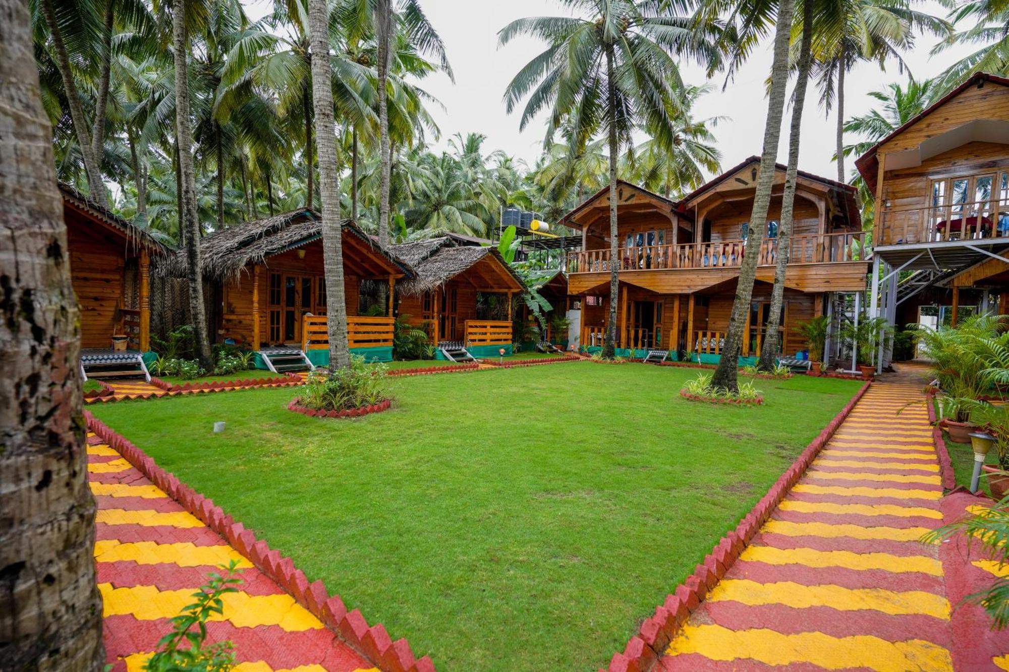 Om Sai Beach Resort Agonda Buitenkant foto